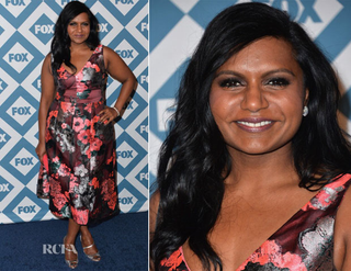Illustration for article titled Mindy Kaling Really Likes Putting One Hand On Her Hip